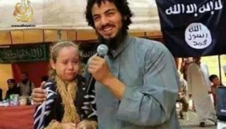 Какво изживява една жена, която е била осем месеца в лапите на джихадистите от "Ислямска държава"? Какво изживява една жена, която е била осем месеца в лапите на джихадистите от "Ислямска държава"?