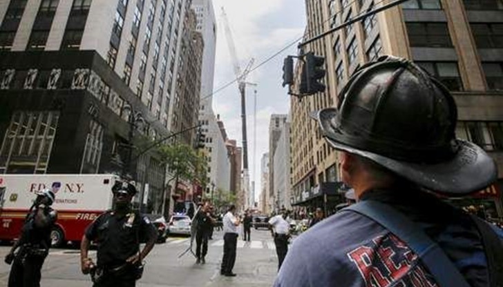 Двама от ранените са строителни работници, останалите са минувачи и хора от минаващи автомобили Двама от ранените са строителни работници, останалите са минувачи и хора от минаващи автомобили