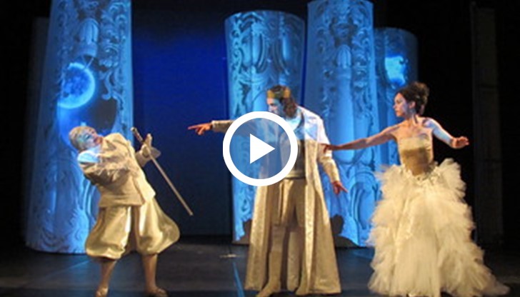 Откриването на фестивала бе снощи с премиерата на експерименталния спектакъл "Спящата красавица"