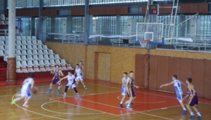 Баскетболният състав на "Дунав" започна с победа зоналния турнир за момчета до 14 години в Русе