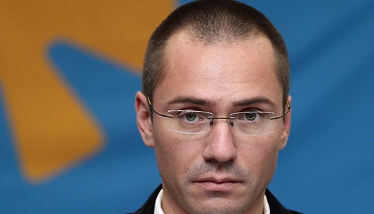 ... лумпени, дегенерати, „бели цигани“, провокатори и прочее