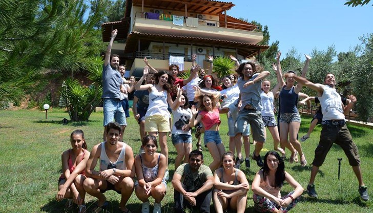 От 19 до 28 юни, в Неа Моудания, Гърция, се проведе младежки обмен по програма „Еразъм+“