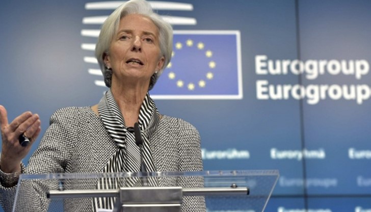 Референдумът, който гръцките власти насрочиха за 5 юли, ще бъде невалиден след вторник. Референдумът, който гръцките власти насрочиха за 5 юли, ще бъде невалиден след вторник.