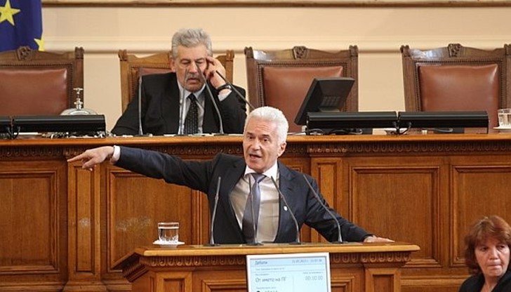 Депутатите приеха да разгледат законопроекта на Сидеров