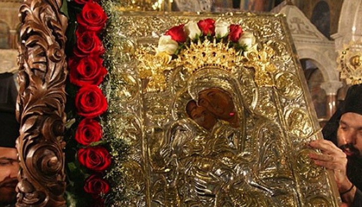 Днес църквата чества празника Св. Богородица - Достойно есть