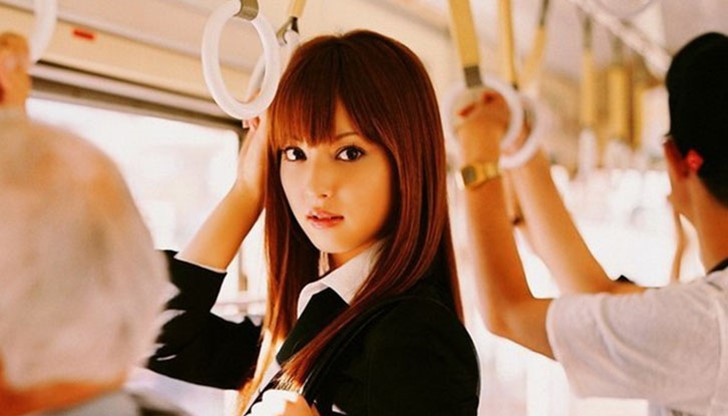 Невероятен скандал се е разразил в автобус 84 в столицата между две японски туристки и контрольорки от градския транспорт,