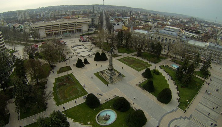 Достъпът до добре обучени кадри е само една от предпоставките за привличането на ИТ компании в Русе