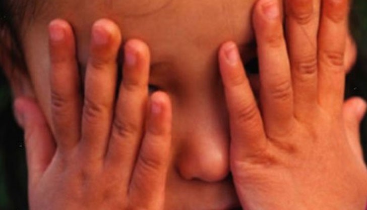 Американец е обвинен в сексуално посегателство към 3-годишно българче по време на полет на „Делта еърлайнс“ Американец е обвинен в сексуално посегателство към 3-годишно българче по време на полет на „Делта еърлайнс“