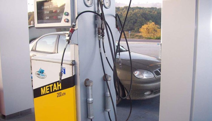 Ромите били с привилегия при зареждане на матан Ромите били с привилегия при зареждане на матан