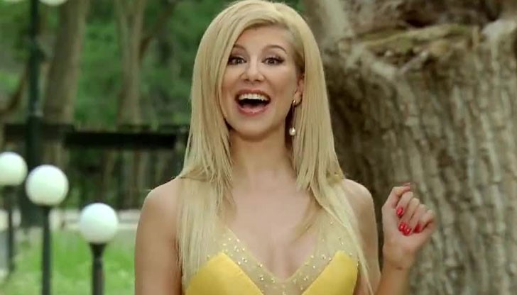 Обичам да пея разнообразна музика, важното е да ми създава хубави емоции на мен и на хората край мен Обичам да пея разнообразна музика, важното е да ми създава хубави емоции на мен и на хората край мен