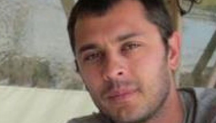 Стефан се нуждае спешно от кръв от група А, алармираха негови близки Стефан се нуждае спешно от кръв от група А, алармираха негови близки