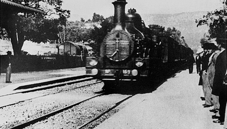 Първата кинопрожекция у нас е била в Русе