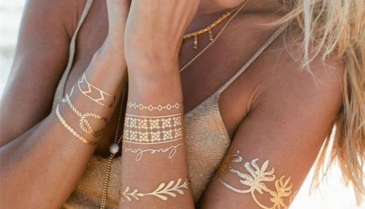 Татусите изглеждат като гривни върху ръцете