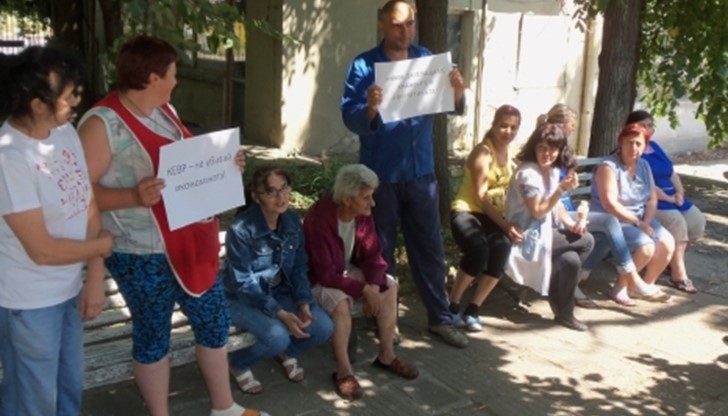 И русенски предприятия излязоха на протест срещу планираното вдигане цената на електрическата енергия днес