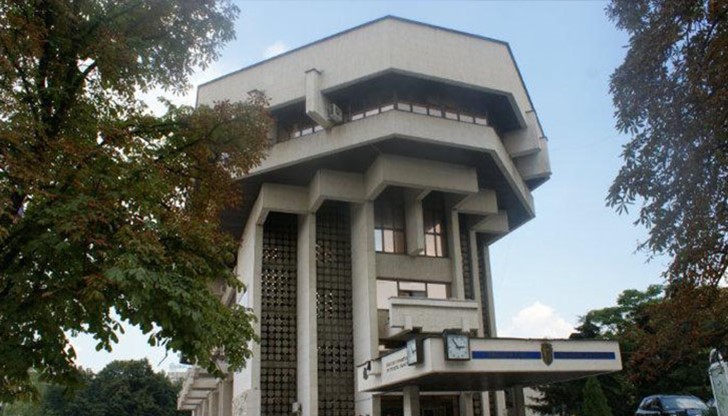 По редица показатели област Русе заема водещо място в района, но все още е под средните за страната