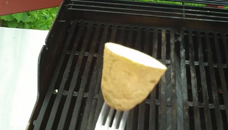 Идва сезонът на барбекюто, а с него и на домашно приготвената храна на скара