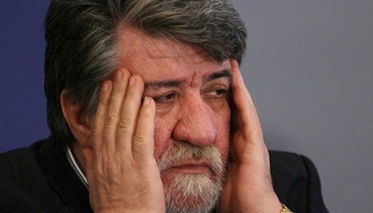 Вежди Рашидов обясни, че още не си е получил парите от КТБ, които се опита да спаси с цесии Вежди Рашидов обясни, че още не си е получил парите от КТБ, които се опита да спаси с цесии