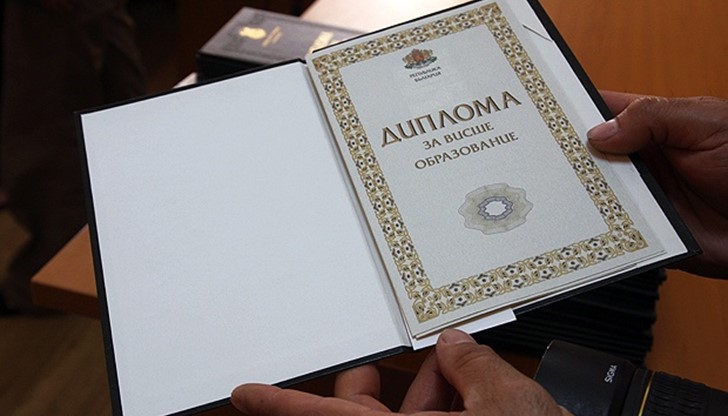 Новият образователен закон мирише на откровен лобизъм