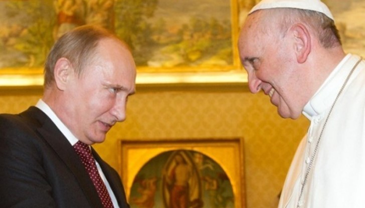 Руският президент Владимир Путин закъсня с близо час за срещата с папа Франциск