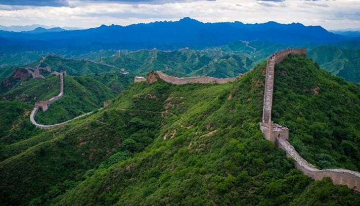 В резултат на неблагоприятни природни условия и безразсъдни човешки дейности В резултат на неблагоприятни природни условия и безразсъдни човешки дейности