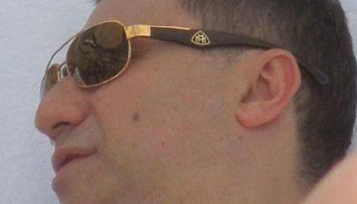 Модела "Дипломат" на Майбах, които са едни от най-скъпите очила в света, на стойност 60 000 долара