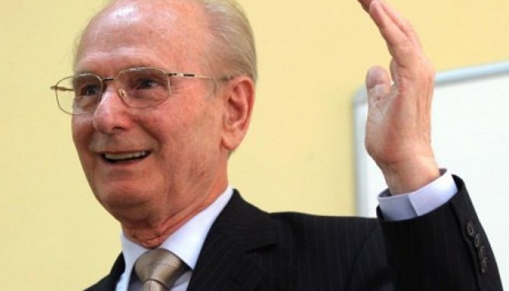 На 86 години почина бившият председател на Конституционния съд