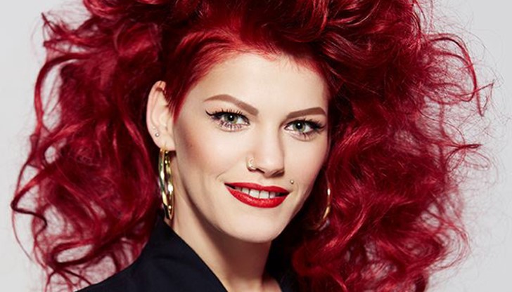 Певицата Жана Бергендорф е с комоцио и има хематоми и контузии по тялото Певицата Жана Бергендорф е с комоцио и има хематоми и контузии по тялото