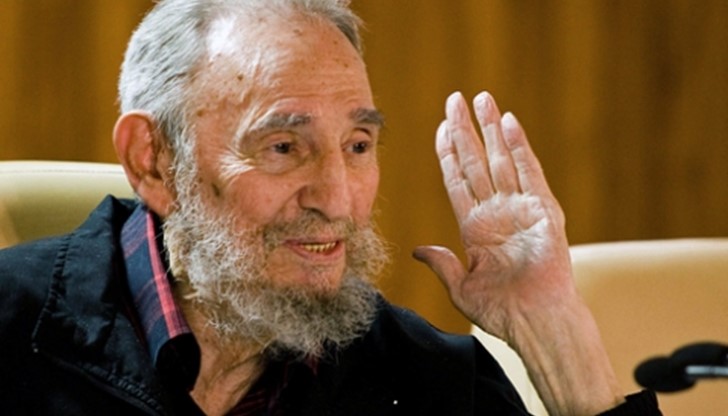 В писмо до Ципрас, разпространено от медиите, 88-годишният Кастро, казва, че е следил отблизо тази победа
