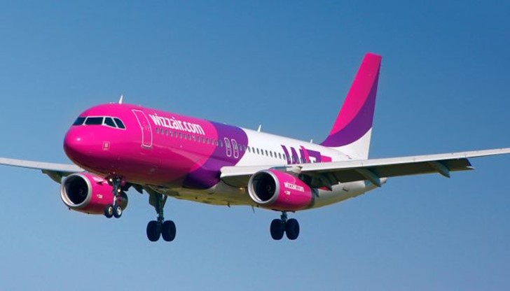 Самолет на Wizz Air с 248 пасажери на борда се размина на косъм от ... Самолет на Wizz Air с 248 пасажери на борда се размина на косъм от ...