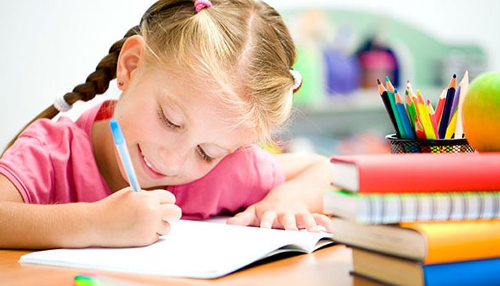 Заниманията ще са пригодени индивидуално към знанията на всеки от учениците Заниманията ще са пригодени индивидуално към знанията на всеки от учениците