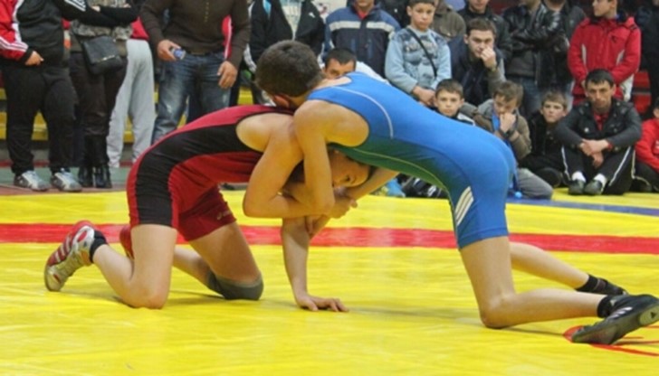 Националният отбор по свободна борба за кадети ... Националният отбор по свободна борба за кадети ...