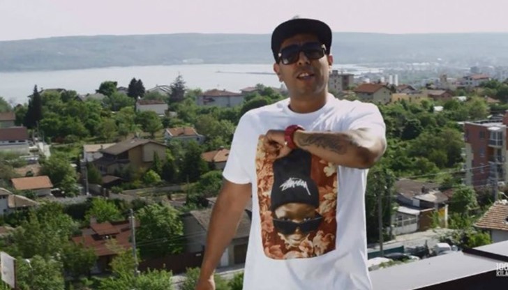 Руснаците почиват тук за един месец за 600 долора ...