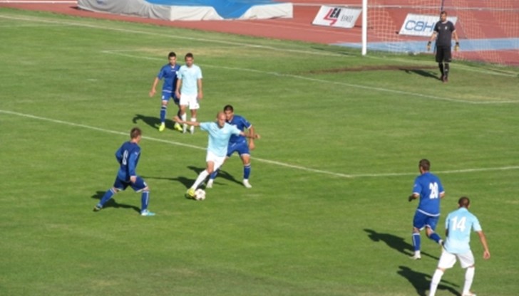 "Дунав" завърши 0:0 със "Спартак" Плевен в петата си контрола