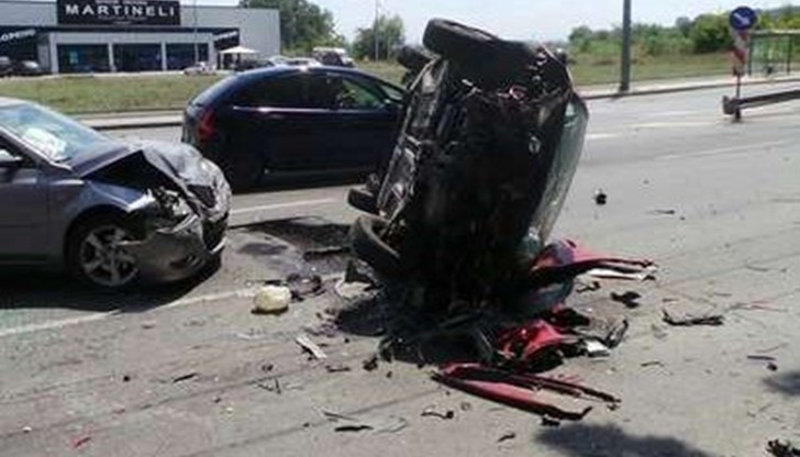 Бащата, който е на 44 години, и невръстното детенце били на задната седалка в Ситроена