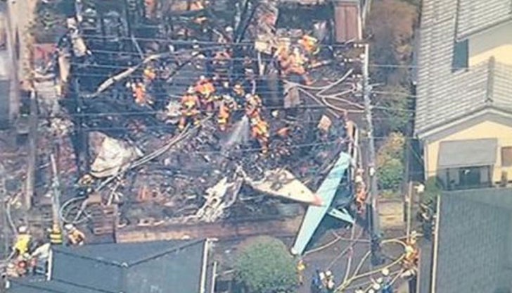 Падането на самолета е довело до мащабни разрушения