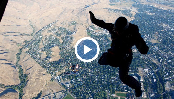 Клипът има близо 2 милиона гледания