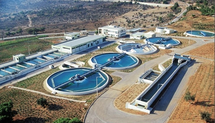 Част от споразумението на кредиторите с Гърция е страната ...