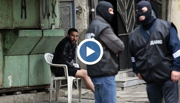 Акция срещу нелегалните имигранти около Женския пазар