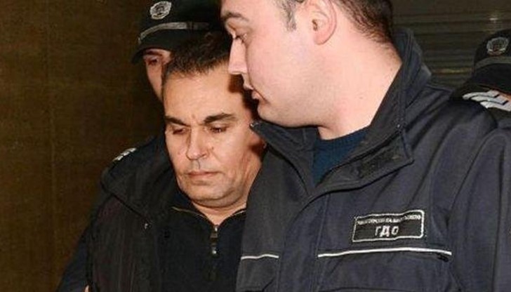 Според разследващите юристът е поискал 1000 лв. подкуп от ...