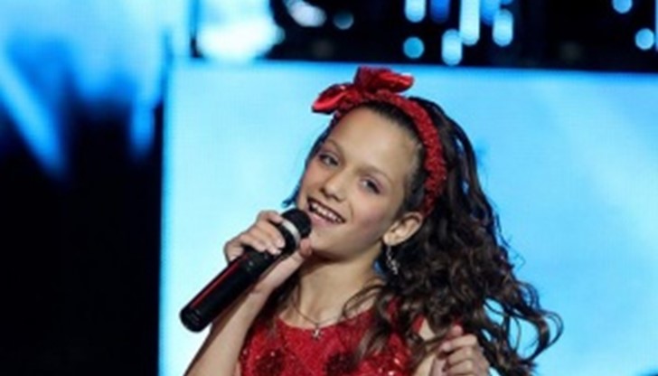 В детския конкурс достойно се изяви 10 годишната Марина Георгиева – солист на вокална школа „Приста”, при Младежки дом, град Русе
