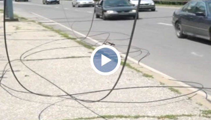 Жена едва не загина, след като тролейбусни жици се стовариха върху нея