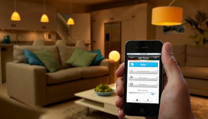 Изследователи започват да откриват въздействието на синята LED светлина, светлината от екраните на компютри и смартфони върху здравето Изследователи започват да откриват въздействието на синята LED светлина, светлината от екраните на компютри и смартфони върху здравето