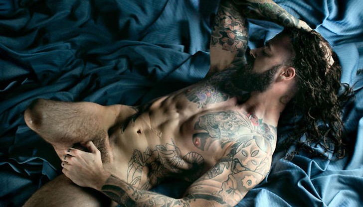 Снимките демонстрират гордостта на тези смели мъже и жени