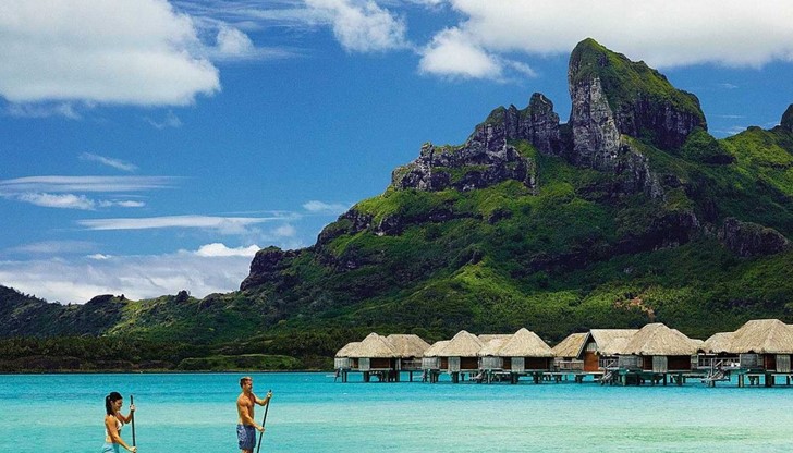 Плажове, бели като захар, буйна растителност ... Плажове, бели като захар, буйна растителност ...