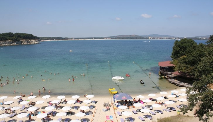 "Изкрещя ми да се оплача на арменския поп", възмутена е жената