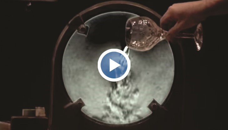 Може да наблюдавате какво се случва с иначе невидимите газове ...