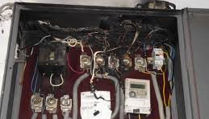 Ток по училищна ограда уби дете Ток по училищна ограда уби дете