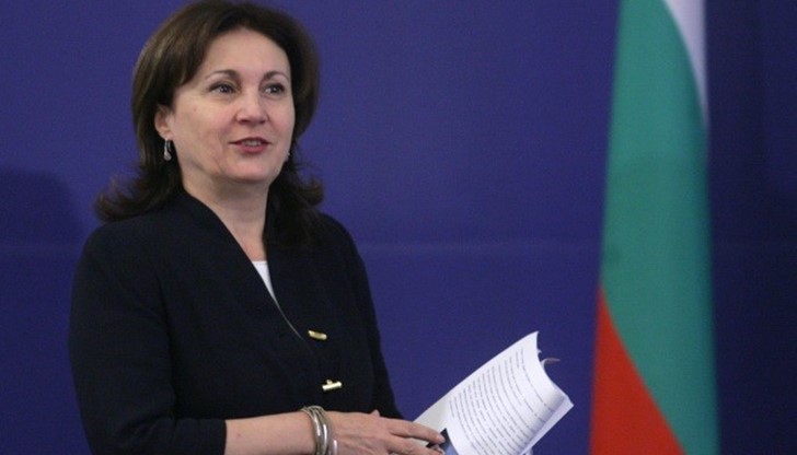 Румяна Бъчварова представи пред вътрешната парламентарна комисия идея за обучение на роми в Академията на МВР