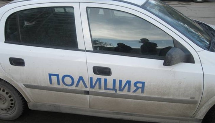 Малко след 20 часа ченгетата започнаха издирване на колата, след като водачът е офейкал Малко след 20 часа ченгетата започнаха издирване на колата, след като водачът е офейкал