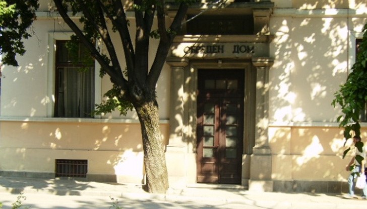 Хората търсят повече и по-скъпи траурни аксесоари Хората търсят повече и по-скъпи траурни аксесоари